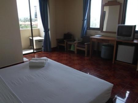 Sr Hotel Сурат-Тхані Номер фото
